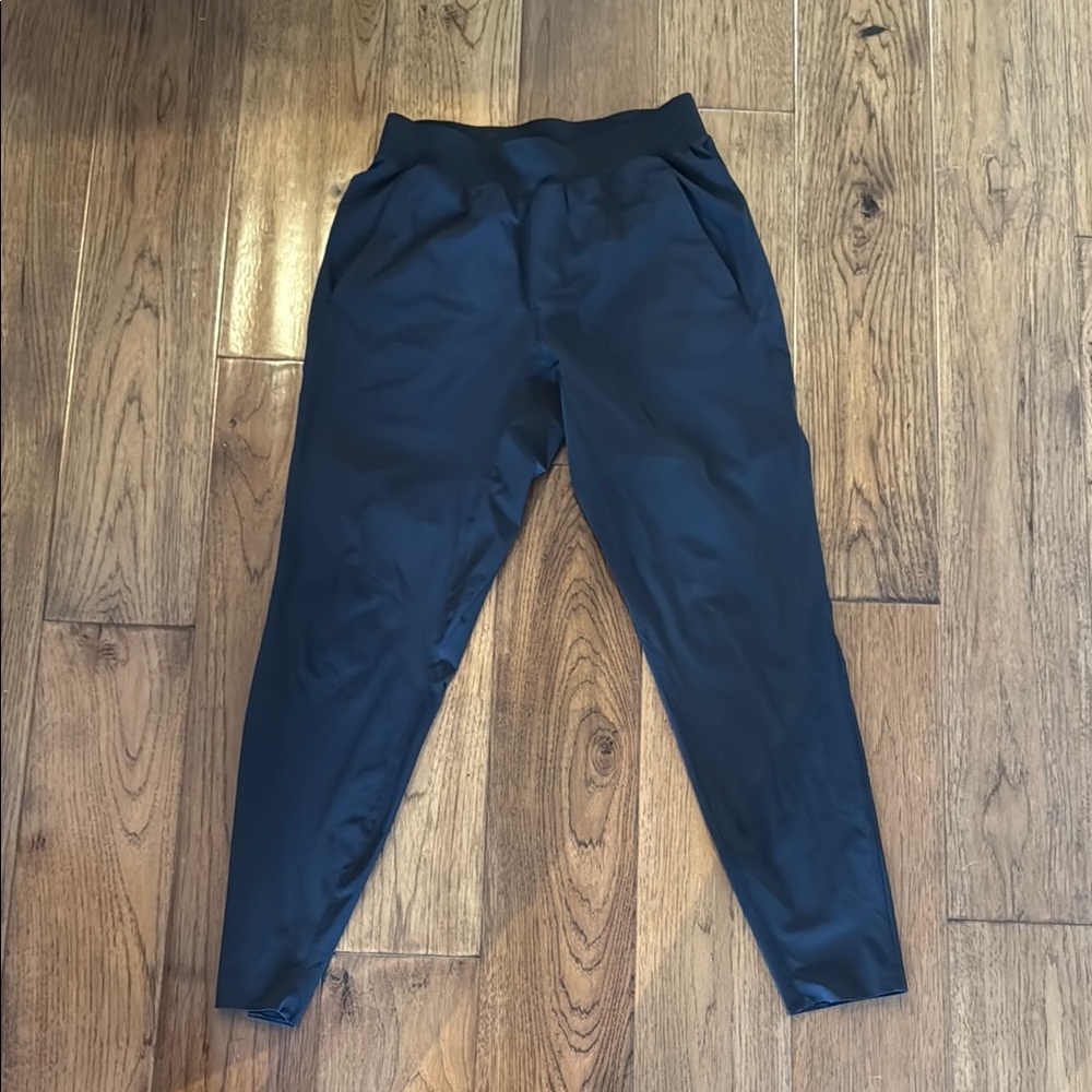 Lululemon Stylish Black Joggers